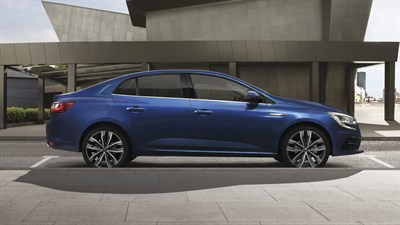 نقاط تثبيت رينو كوليوس isofix لتأمين مقاعد الأطفال